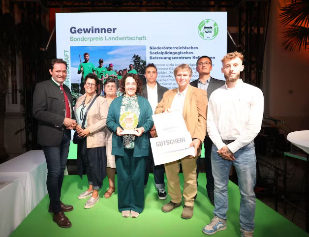 Die Lehr- und Lerngärtnerei „GrünReich“ erhält den „Heute For Future“-Award